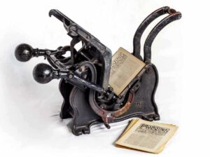 Maszyna drukarska "bostonka" ze zbiorów MJPwS